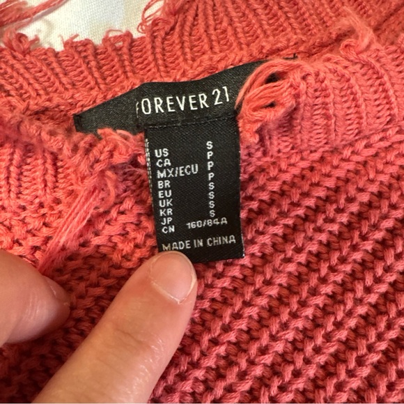 Forever 21 Women's Coral V-Neck Sweater - Picture 3 of 8